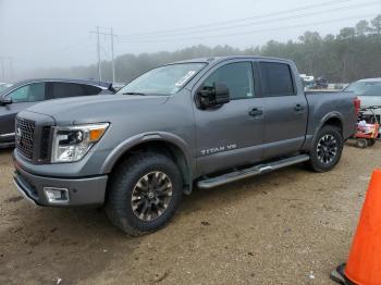  Salvage Nissan Titan