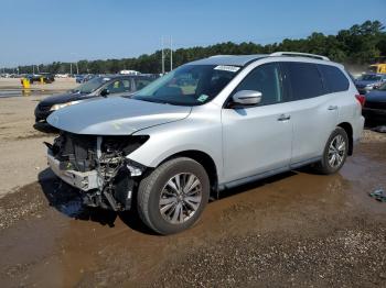  Salvage Nissan Pathfinder