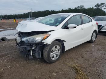  Salvage Kia Forte