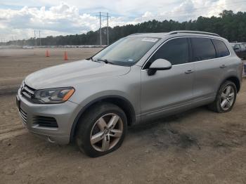  Salvage Volkswagen Touareg