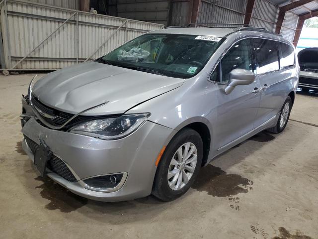  Salvage Chrysler Pacifica