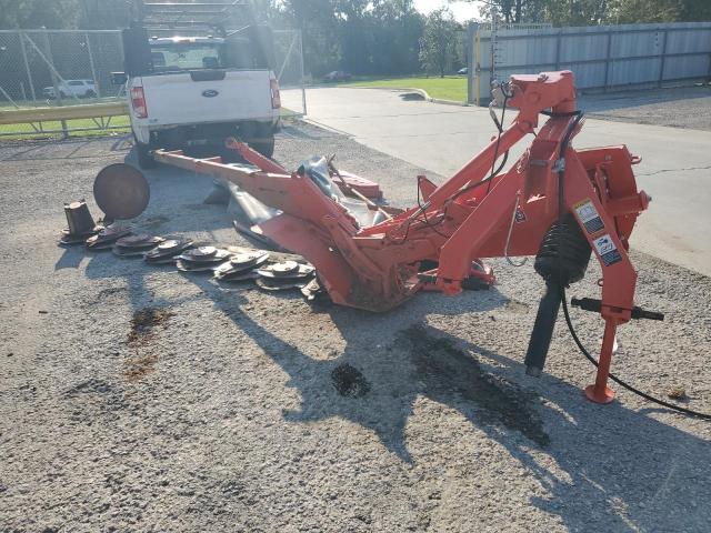  Salvage Kuhn Sr61