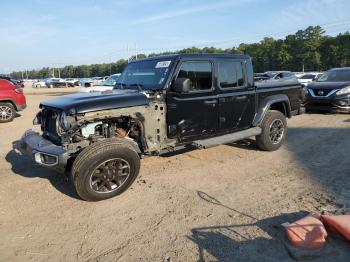  Salvage Jeep Gladiator