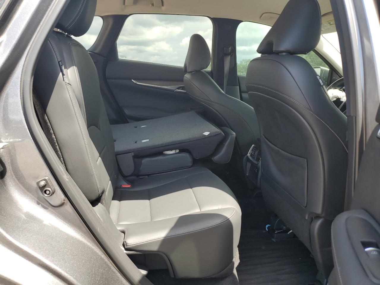 INFINITI Qx Pure Image 5