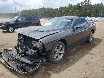  Salvage Dodge Challenger