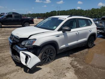  Salvage Volkswagen Taos