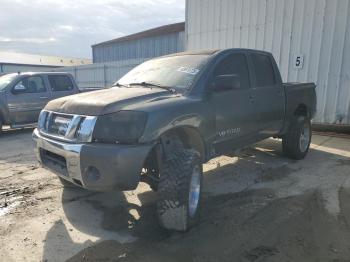  Salvage Nissan Titan