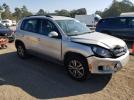 Volkswagen Tiguan S Image 10