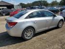 Chevrolet Cruze Eco Image 2