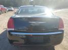 Chrysler 300 Limited Image 3