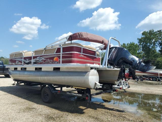 Sun Tracker Boat Image 8