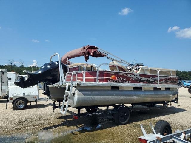 Sun Tracker Boat Image 4