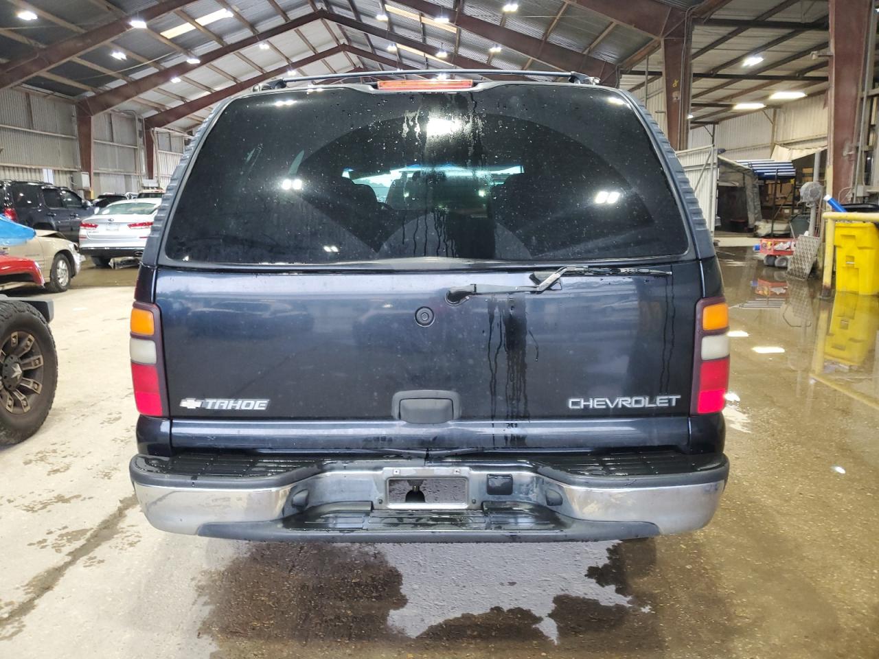 Chevrolet Tahoe C1500 Image 12