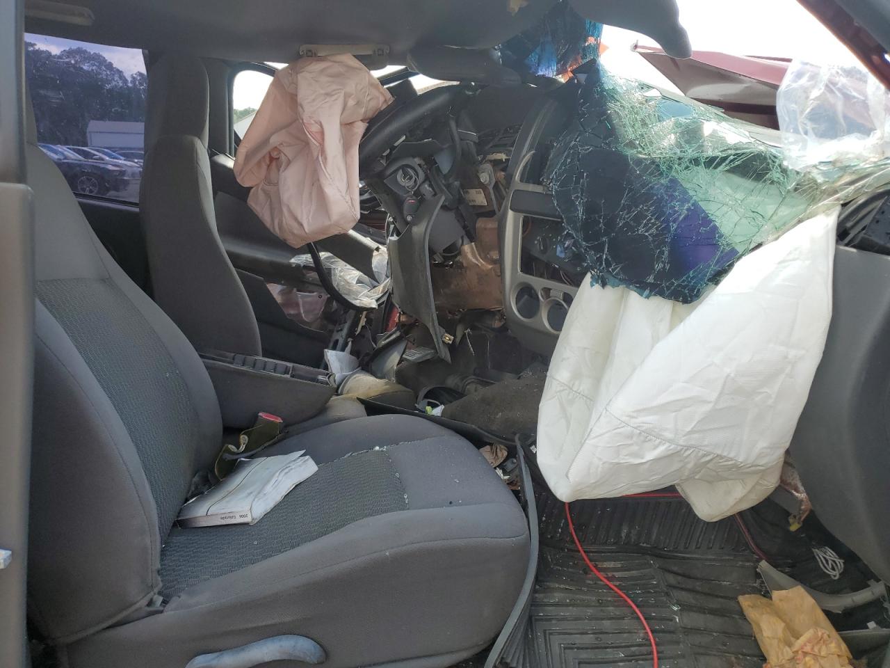 Chevrolet Colorado Image 3