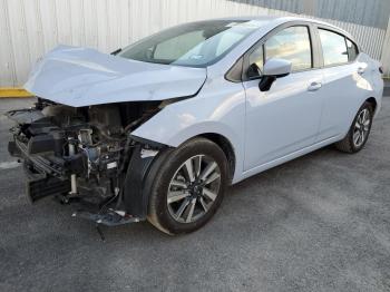  Salvage Nissan Versa