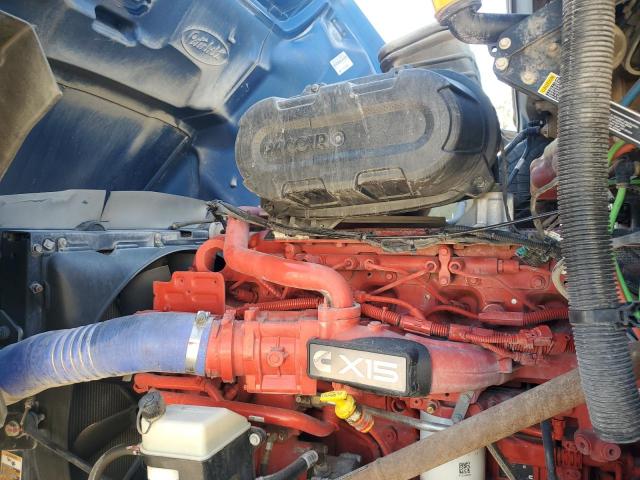 Peterbilt 579 Image 8