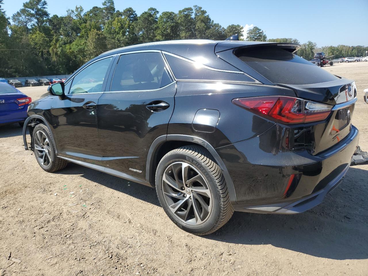 Lexus RX 450h Base Image 10