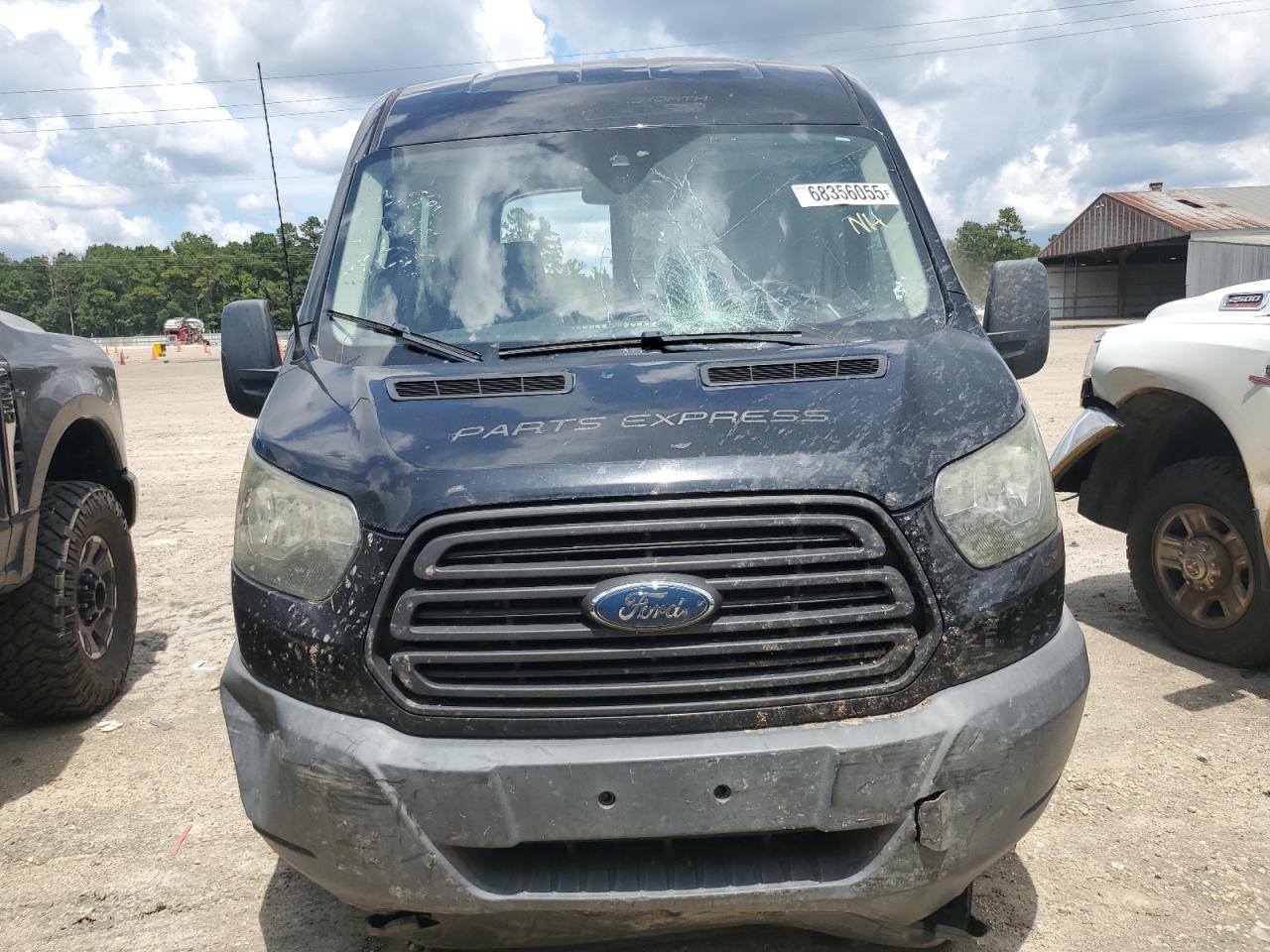 Ford Transit T-150 Image 3
