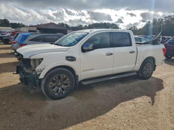  Salvage Nissan Titan