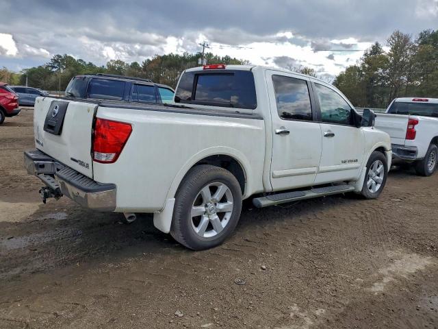 Nissan Titan Xe Image 9