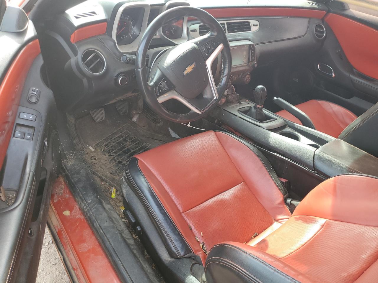 Chevrolet Camaro Lt Image 11