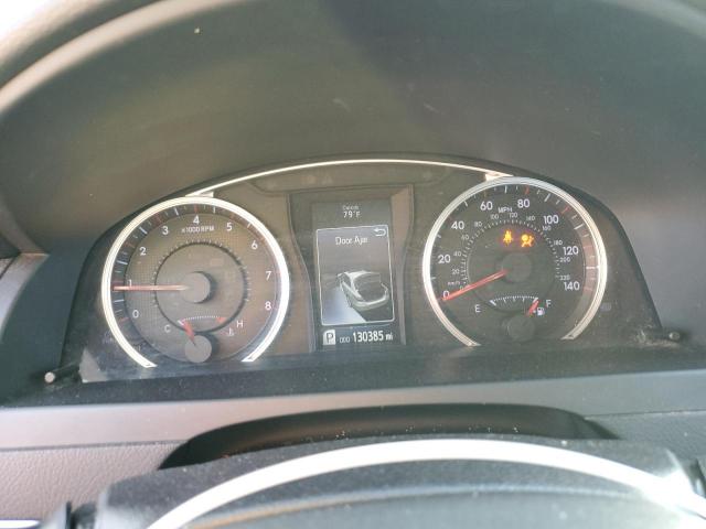 Toyota Camry Le Image 4