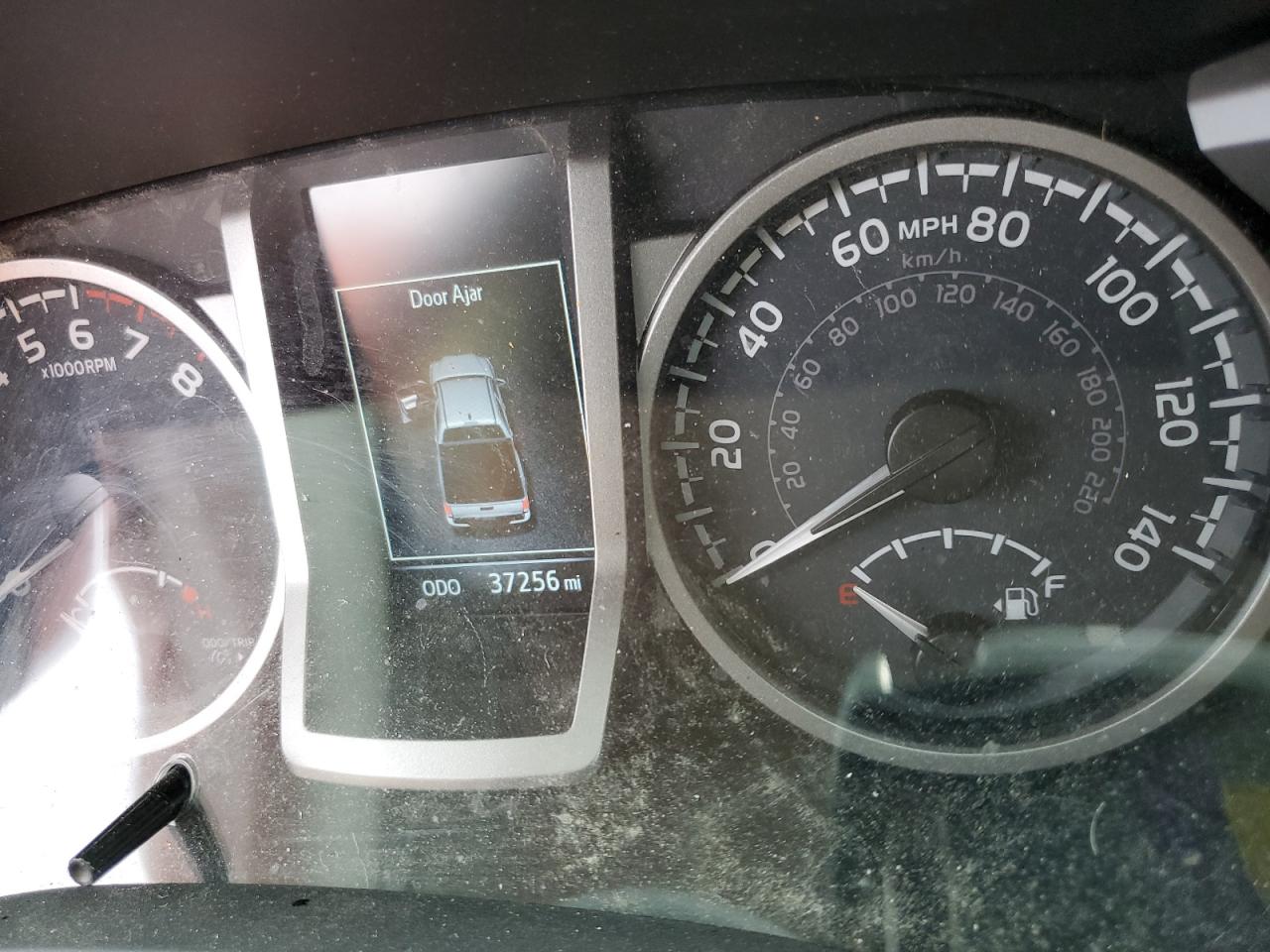 Toyota Tacoma Double Cab Image 6