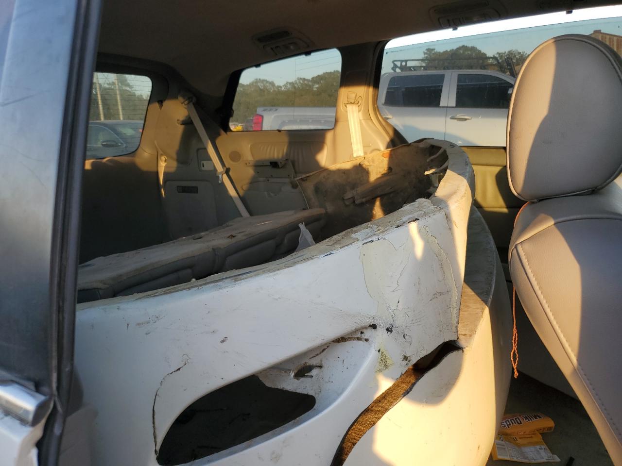 Toyota Sienna Xle Image 5