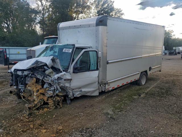  Salvage Ford E-350