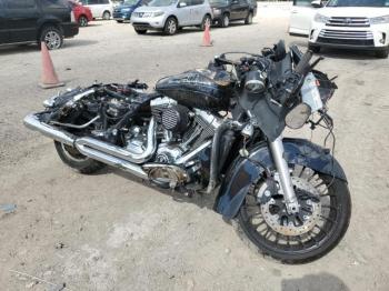  Salvage Harley-Davidson Fl