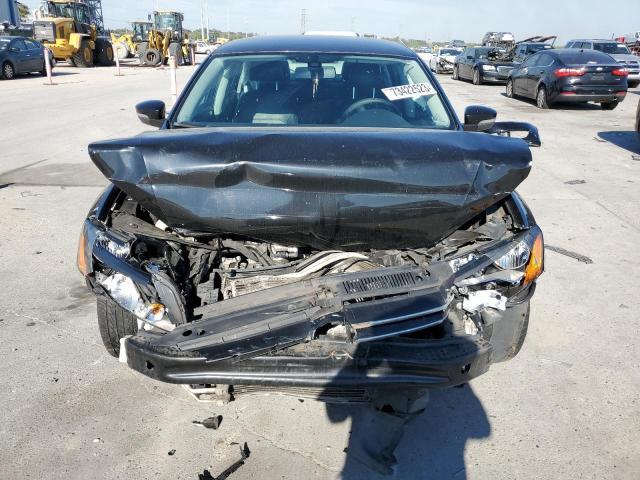 Volkswagen Passat S Image 4