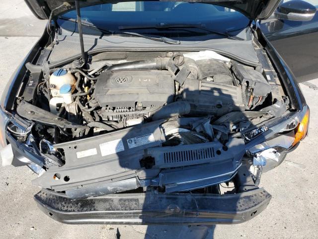 Volkswagen Passat S Image 8