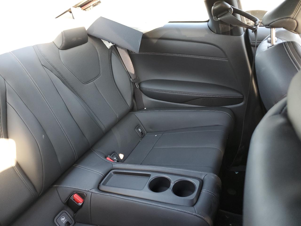 INFINITI Q60 Luxe Image 6