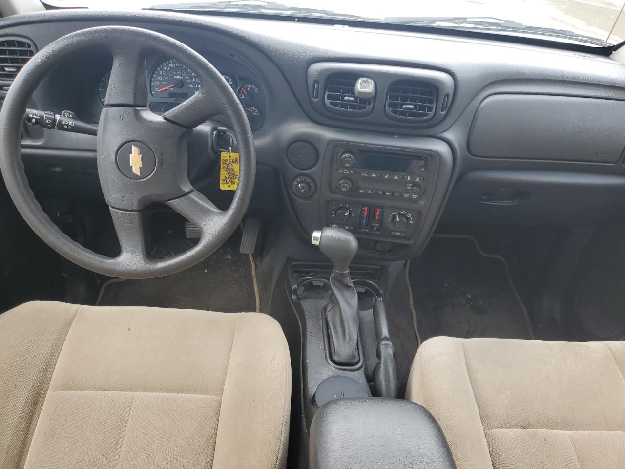 Chevrolet Trailblazer Ls Image 13