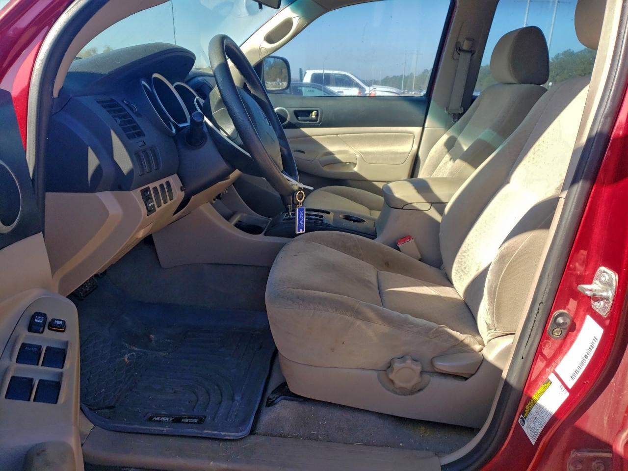 Toyota Tacoma Double Cab Image 2