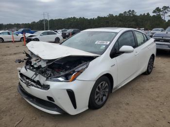  Salvage Toyota Prius
