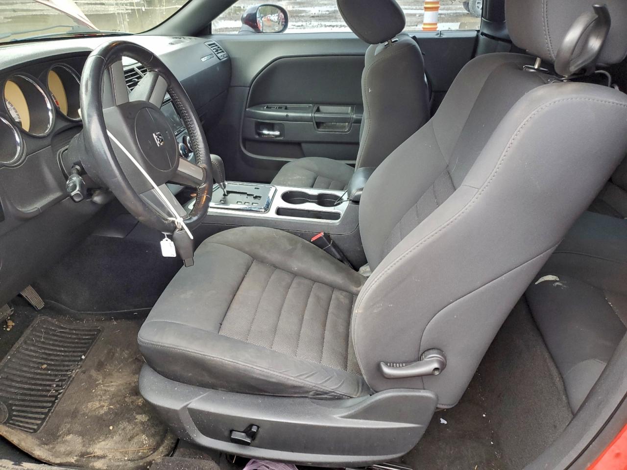 Dodge Challenger Se Image 11