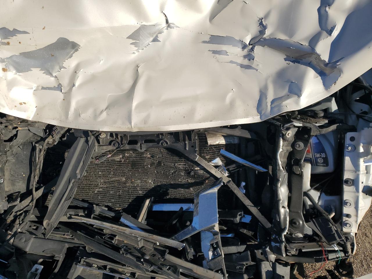 Chevrolet Suburban C1500 Ltz Image 11