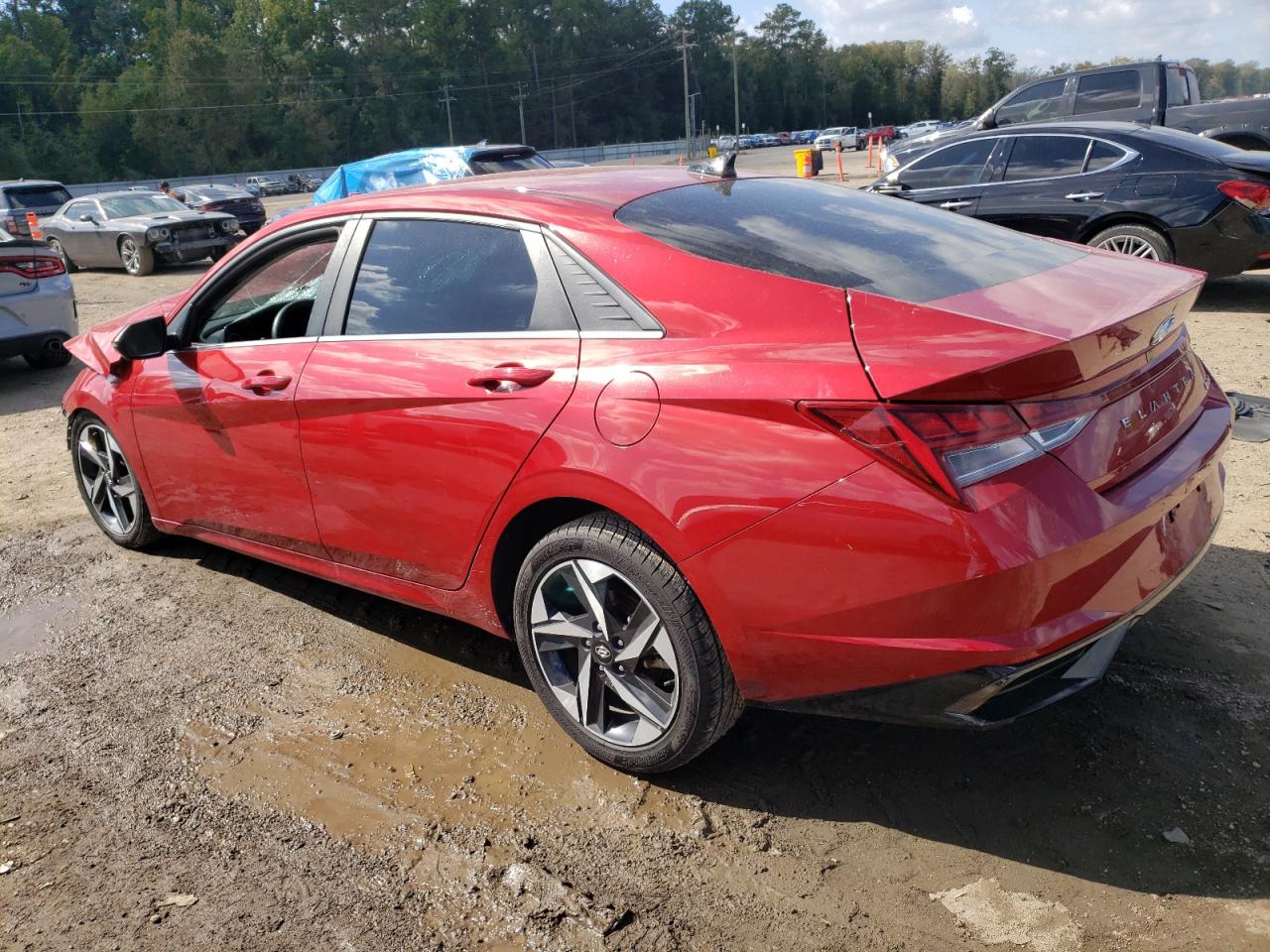 Hyundai ELANTRA Limited Image 4