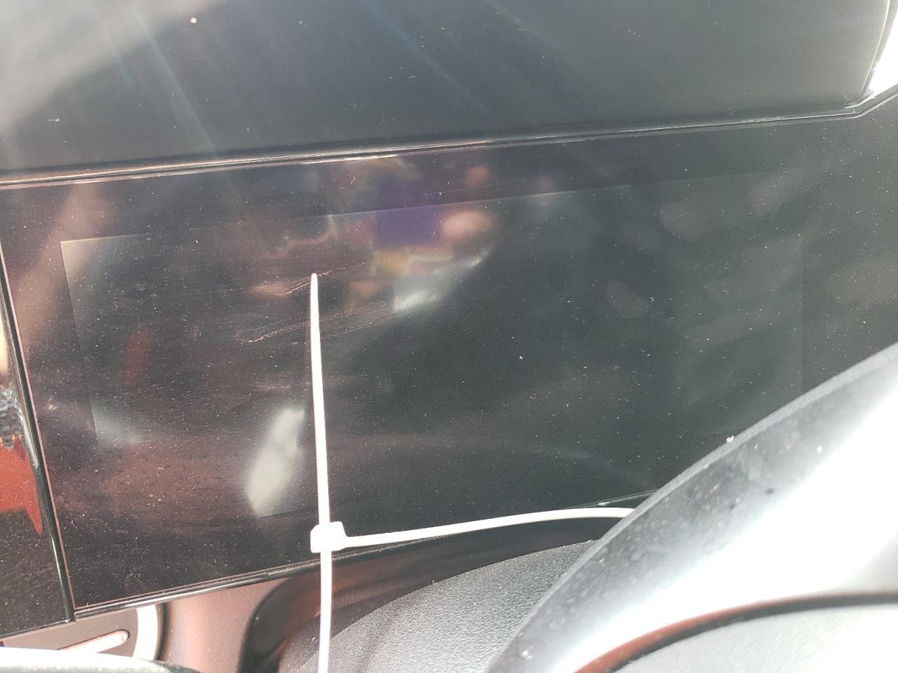 Hyundai ELANTRA Limited Image 11