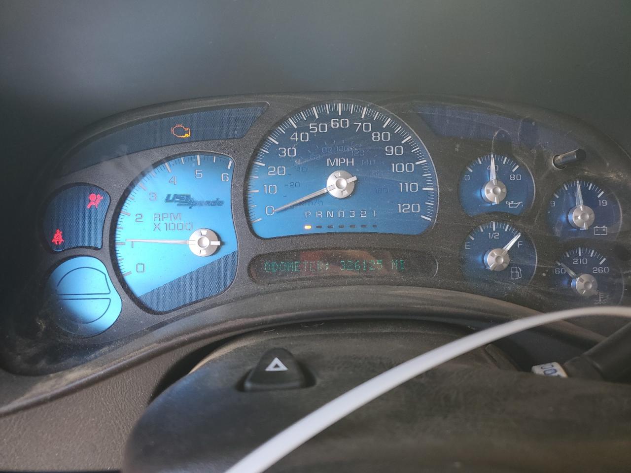 Chevrolet Silverado C1500 Image 11