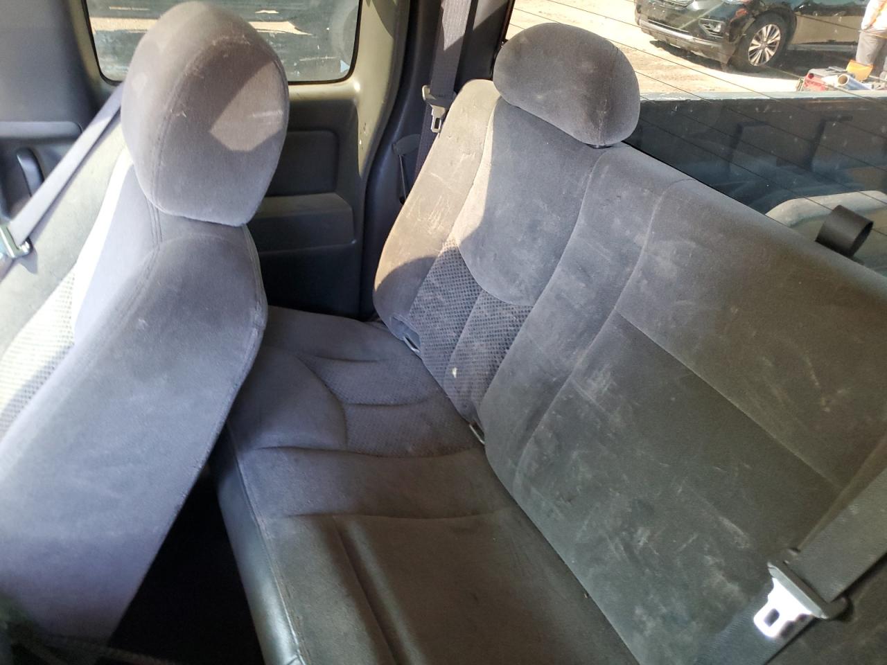 Chevrolet Silverado C1500 Image 9