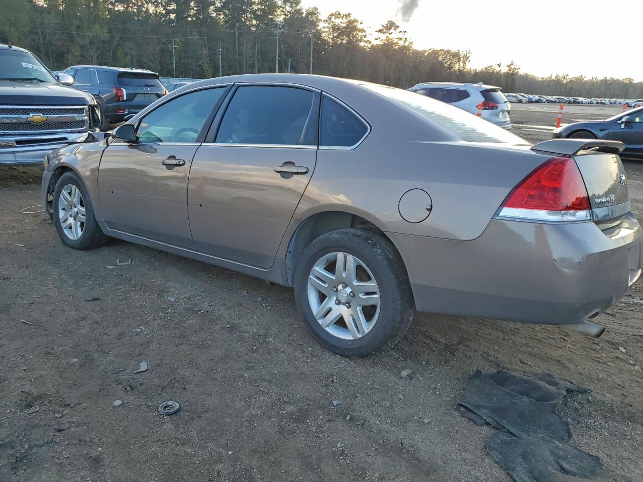 Chevrolet Impala Lt Image 3
