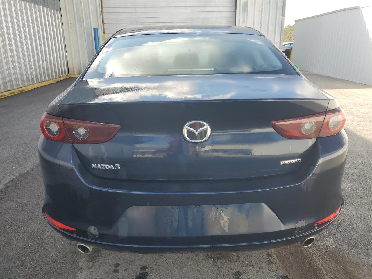 Mazda 3 Image 5