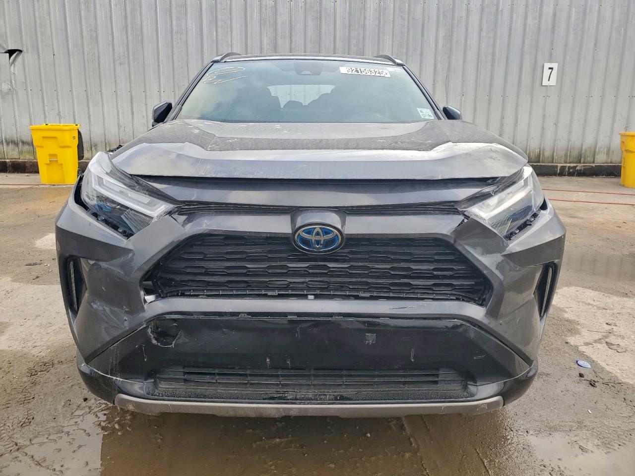 Toyota RAV4 Xse Image 6