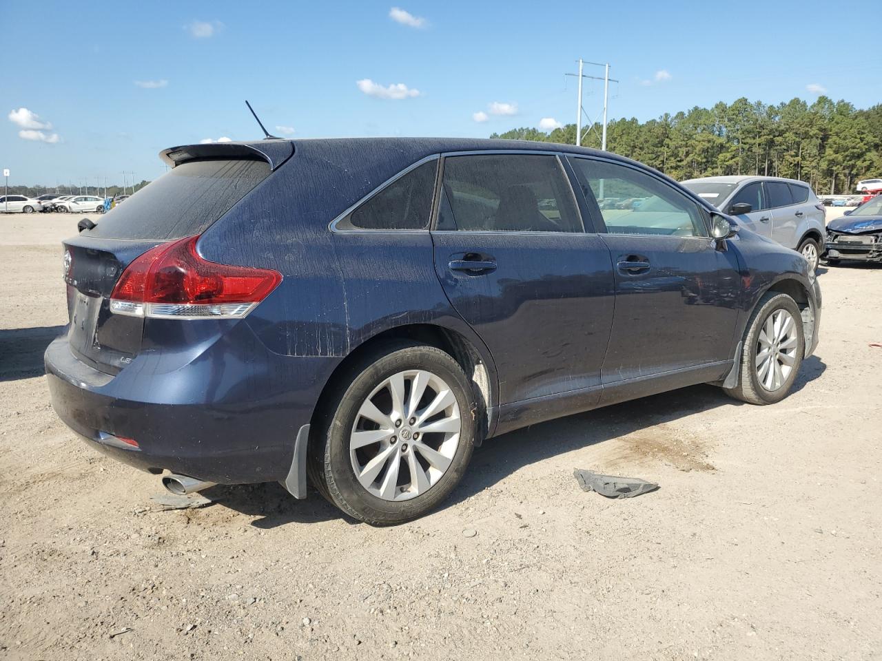 Toyota Venza Le Image 2