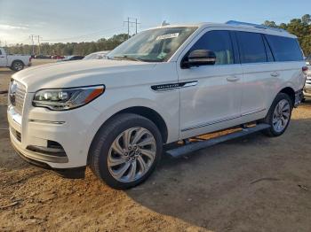  Salvage Lincoln Navigator