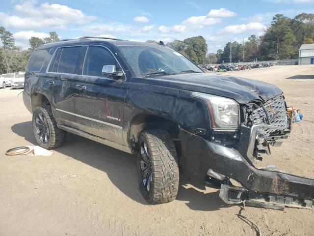 GMC Yukon Denali Image 3