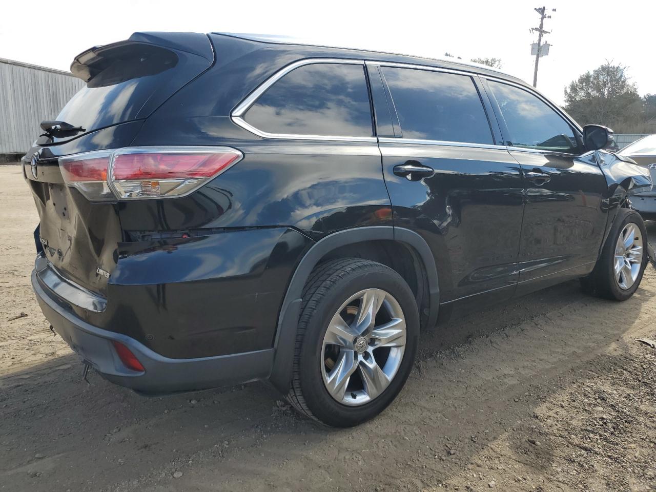Toyota Highlander Limited Image 2