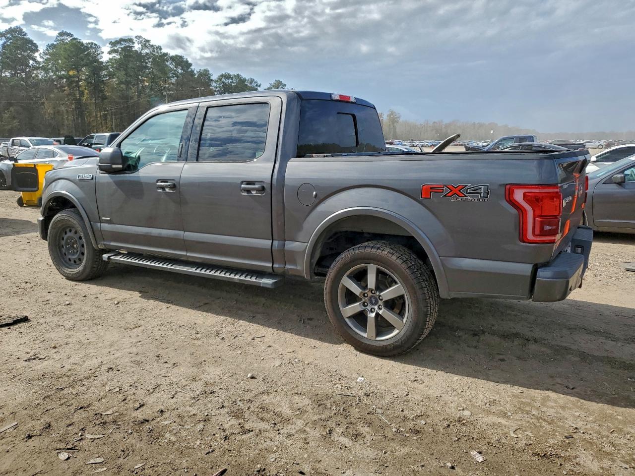 Ford F-150 Supercrew Image 6